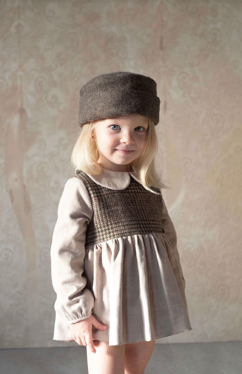 Russian hat with brown woollen trim