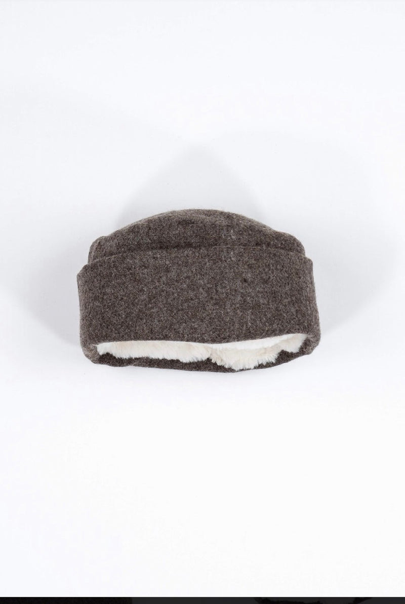 Russian hat with brown woollen trim